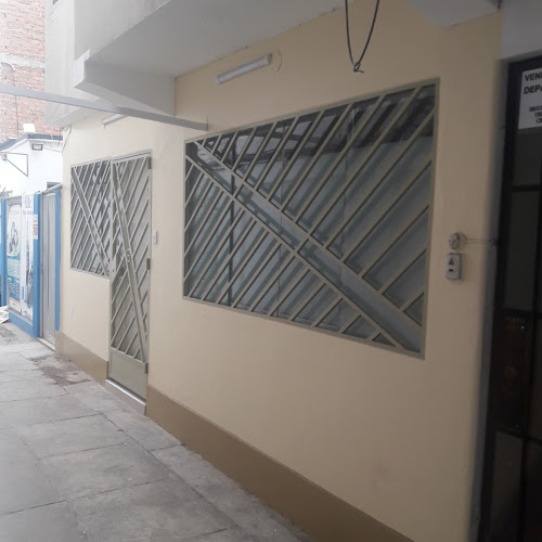 Laboratorio Dermatologico Lecca - Dermatólogo