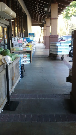 Grocery Store «Nugget Markets», reviews and photos, 409 Mace Blvd, Davis, CA 95618, USA