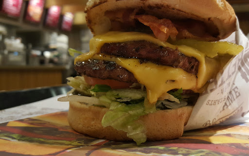 Hamburger Restaurant «The Habit Burger Grill», reviews and photos, 960 N 54th St, Chandler, AZ 85226, USA