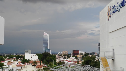 Cinépolis La Gran Plaza, Av. Ignacio Luis Vallarta 3959, La Gran Plaza, 44140 Guadalajara, Jal., México, Cine | JAL