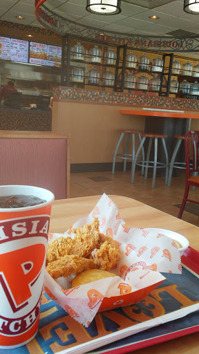 Chicken Restaurant «Popeyes Louisiana Kitchen», reviews and photos, 8393 Boulevard 26, North Richland Hills, TX 76180, USA