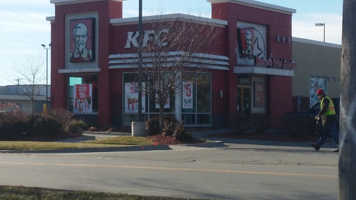 Fast Food Restaurant «KFC», reviews and photos, 2810 W Broadway, Council Bluffs, IA 51501, USA