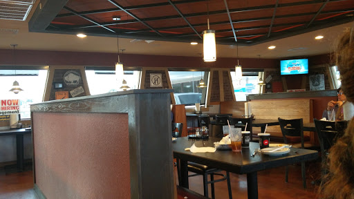 Pizza Restaurant «Pizza Hut», reviews and photos, 1209 Ave F NW, Childress, TX 79201, USA