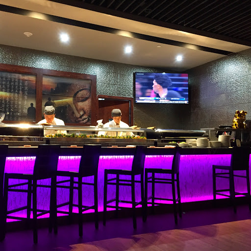 Asian Fusion Restaurant «Fhoo Sushi Asian Bistro», reviews and photos, 294 Sunrise Hwy, Rockville Centre, NY 11570, USA