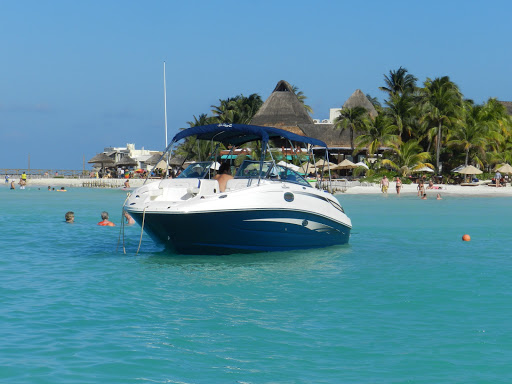Marina Colibri Renta de Yates Pesca, No. 3120 77500 Q.R., Colibrí 13, Zona Hotelera, Cancún, Q.R., México, Servicio de alquiler de embarcaciones | GRO