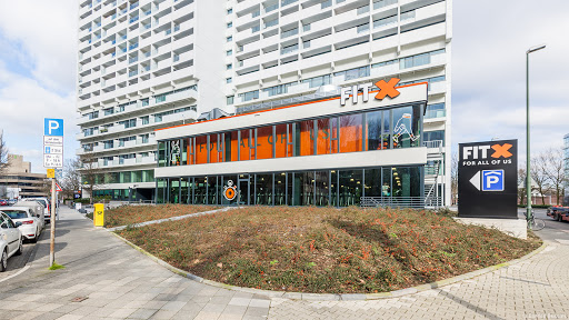 FitX Fitnessstudio Düsseldorf-Lörick