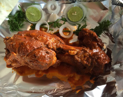 El Pollo Gordo, Calle Manuel Ávila Camacho 546, Guadalajarita, 45118 Zapopan, Jal., México, Restaurante especializado en pollo | JAL