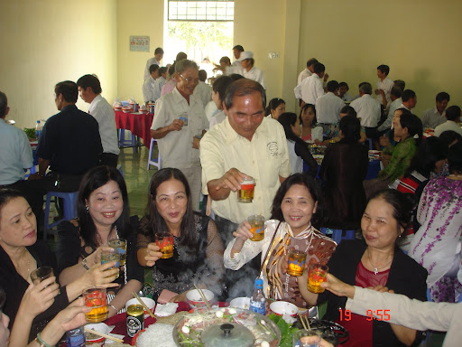 Chào mừng Ngày nhà giáo Việt Nam 20/11 2010 - Page 3 DSC00156