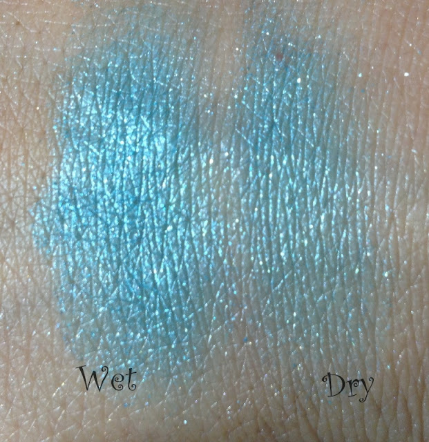 Essence Metal Glam Eye Shadow Jewel Up the Ocean Swatches