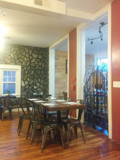 Breakfast Restaurant «Farm To You Kitchen», reviews and photos, 1104 Naamans Creek Rd, Garnet Valley, PA 19060, USA