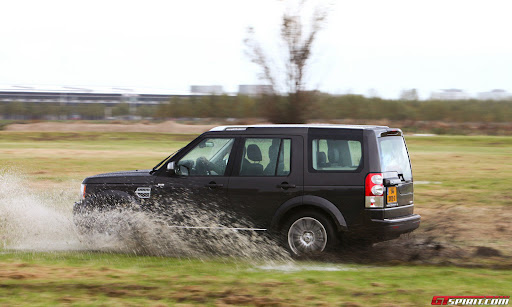 road-test-2012-land-rover-discovery-4-hse-luxury-pack-022