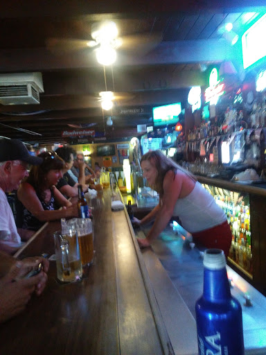 Bar & Grill «Shady Lane Bar & Grill», reviews and photos, 6107 Lake Isabella Blvd, Lake Isabella, CA 93240, USA
