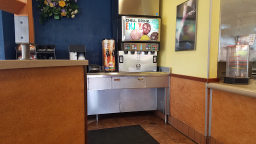 Mexican Restaurant «Taco Bell», reviews and photos, 6360 Grand Ave, Gurnee, IL 60031, USA