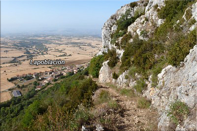 Seguimos el marcado sendero