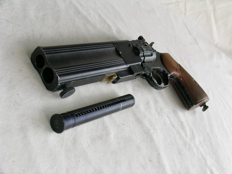 rare AGA 62 DOUBLE ACTION PAINTBALL PISTOL, 1980s Vintage, pump stock ...