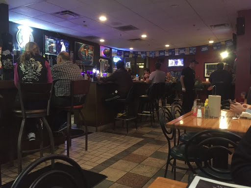 Bar & Grill «The Landing Bar and Grill», reviews and photos, 4345 Genesee St, Cheektowaga, NY 14225, USA
