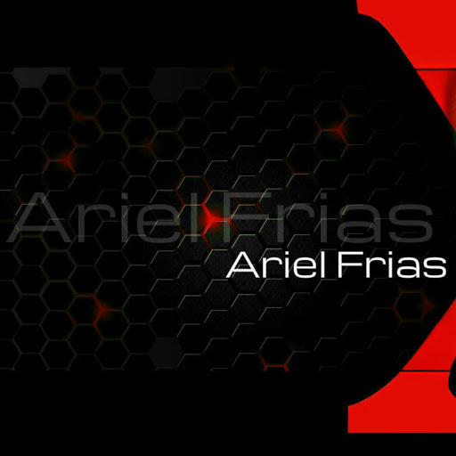 Ariel Frias Photo 30