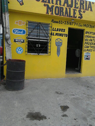 Pintex, Avenida Roberto Guerre 45, Treviño Zapata, 87450 Matamoros, Tamps., México, Tienda de pinturas | TAMPS