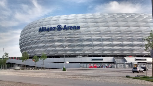 München von oben Rundflug, Allianzarena, Olympiapark, Bavaria Filmstadt