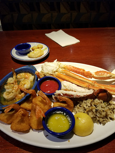 Seafood Restaurant «Red Lobster», reviews and photos, 1681 E Sternberg Rd, Muskegon, MI 49444, USA