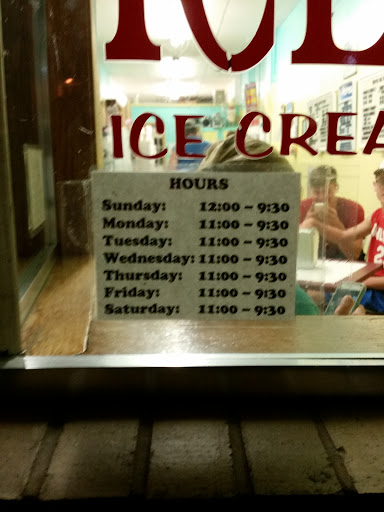 Ice Cream Shop «Yottys Ice Cream Shop», reviews and photos, 501 B Ave, Kalona, IA 52247, USA