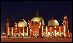 Badshahi Masjid, on 27th Ramadan.