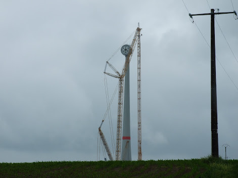 Onze éoliennes de 6MW à Estinnes ! - Page 6 DSCF0907.JPG