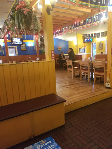 Mexican Restaurant «Taqueria Los Cazadores», reviews and photos, 2805 Wheaton Way, Bremerton, WA 98310, USA