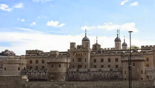 Tower Of London Recounts Fortress Ceram