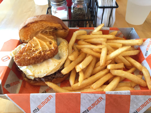 Hamburger Restaurant «My Burger», reviews and photos, 3100 Excelsior Blvd, Minneapolis, MN 55416, USA