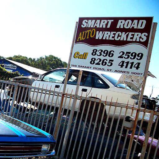 Smart Road Auto Wreckers logo