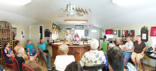 Winery «Hutchinson Farm Winery, LLC», reviews and photos, 8061 Stone Rd, Apopka, FL 32703, USA