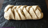 afbeelding gevlochten gevuld brood