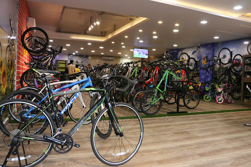 THE BICYCLE HUB, INFRONT OF SURYA VIHAR, PACHPEDI NAKA, Raipur, Chhattisgarh 492001, India, Sporting_Goods_Shop, state RJ