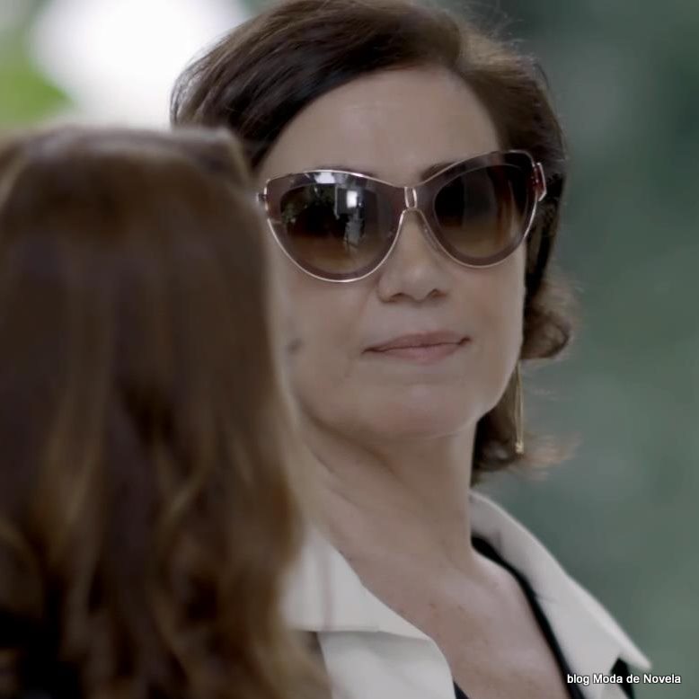 moda da novela Império - óculos da Maria Marta dia 4 de agosto moda da novela Império - óculos da Maria Marta dia 4 de agosto