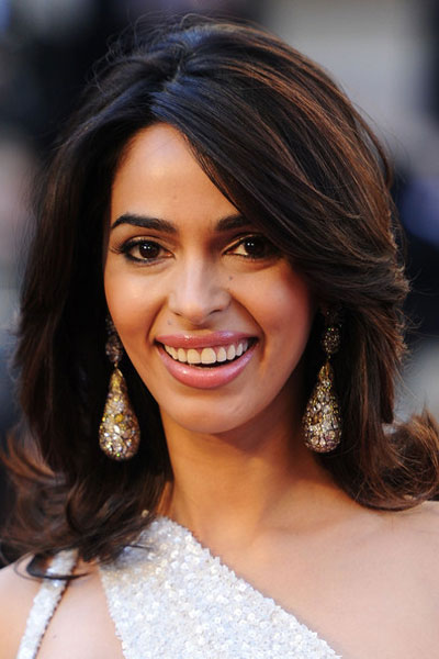 Photos Mallika Sherawat gorgeous beauty on red carpet at Oscars gallery pictures