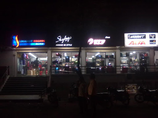 Luggage Shoppe, Shop No: 17 to 20, V.V.Shanga Shopping Complex, Opp Veterinary Hospital, Sedam Road, Kalaburagi, Karnataka 585105, India, Luggage_Shop, state KA