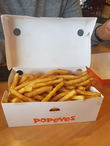 Chicken Restaurant «Popeyes Louisiana Kitchen», reviews and photos, 23 Old Country Rd, Westbury, NY 11590, USA