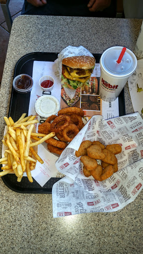 Hamburger Restaurant «The Habit Burger Grill», reviews and photos, 17132 Ventura Blvd, Encino, CA 91316, USA