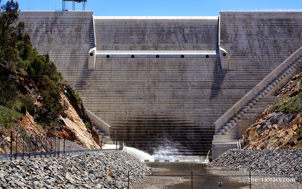 dam wall