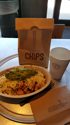 Mexican Restaurant «Chipotle Mexican Grill», reviews and photos, 5855 20th St, Vero Beach, FL 32966, USA