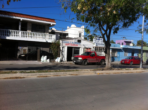 Arteaga, Av Hidalgo 28, Huanal, 24070 Campeche, Camp., México, Servicio de reparación de cristales | CAMP