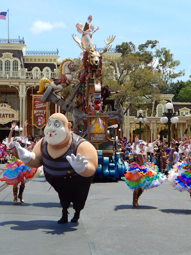 New Disney World Parade: Festival of Fantasy. The mime silently leads in the Tangled float. 