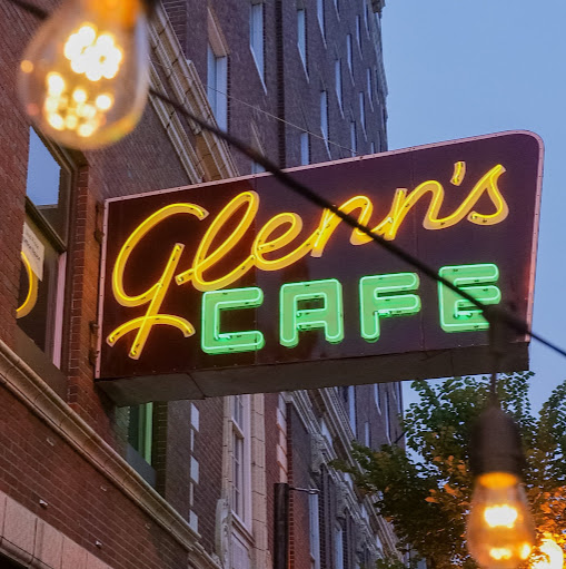 Glenn's Cafe logo