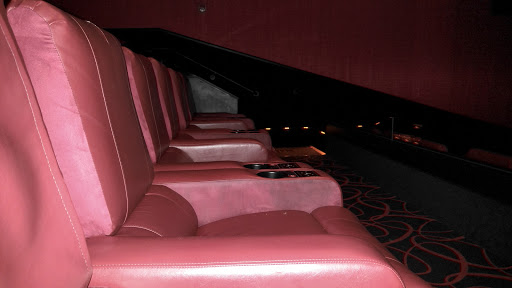 AMC Monmouth Mall 15