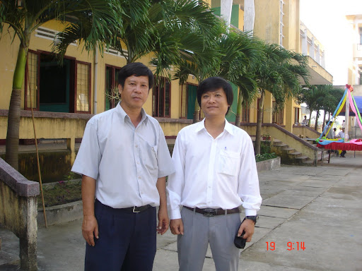 Chào mừng Ngày nhà giáo Việt Nam 20/11 2010 - Page 3 DSC00136
