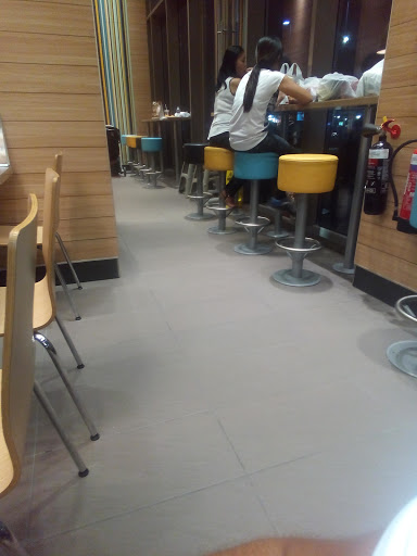 McDonalds, Dubai - United Arab Emirates, Fast Food Restaurant, state Dubai