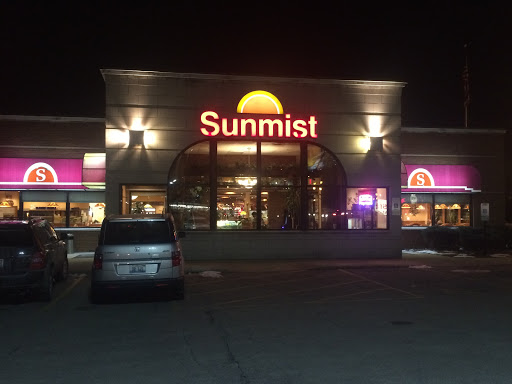 Family Restaurant «Sunmist Restaurant Inc», reviews and photos, 501 E Lake St, Addison, IL 60101, USA