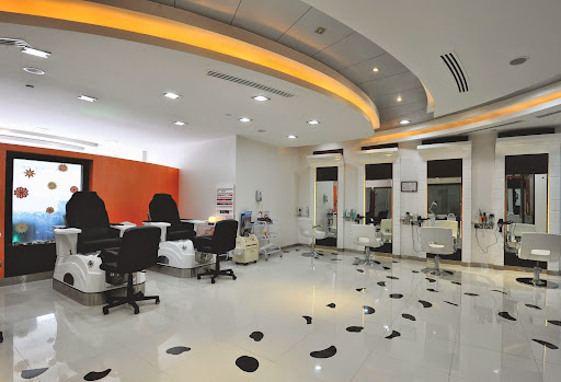 Avant Garde Beauty Centre, Cluster C, Shop #2, Goldcrest Executive Tower، Near Fortune Tower، Jumeirah Lakes Tower، Dubai - United Arab Emirates, Beauty Salon, state Dubai