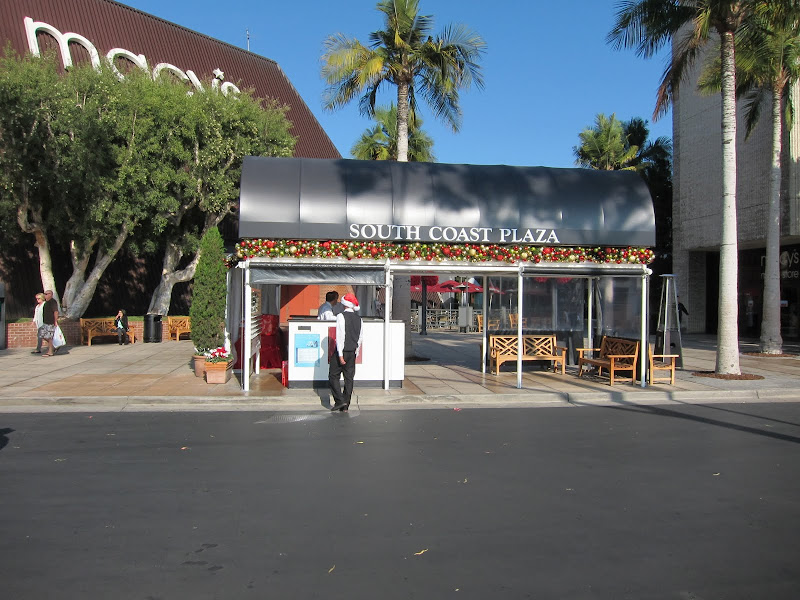 South Coast Plaza, Visit California